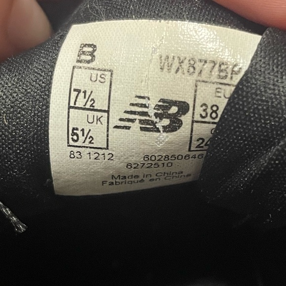 New Balance 877 V1 Walking Sneakers Black/Pink Size 7.5 - Picture 6 of 6